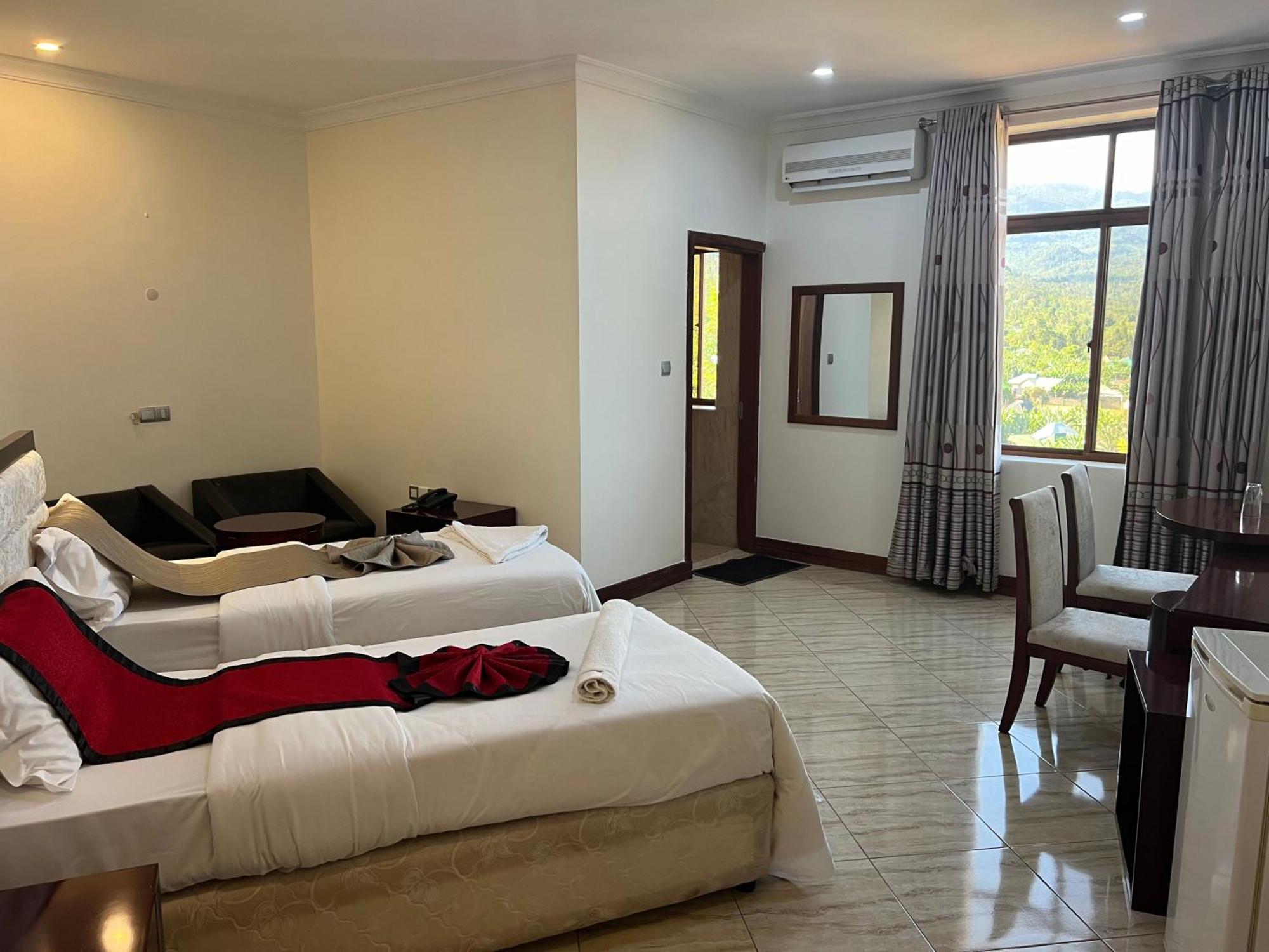Nejobugg Palace Hotel Nkoanrua Ngoại thất bức ảnh