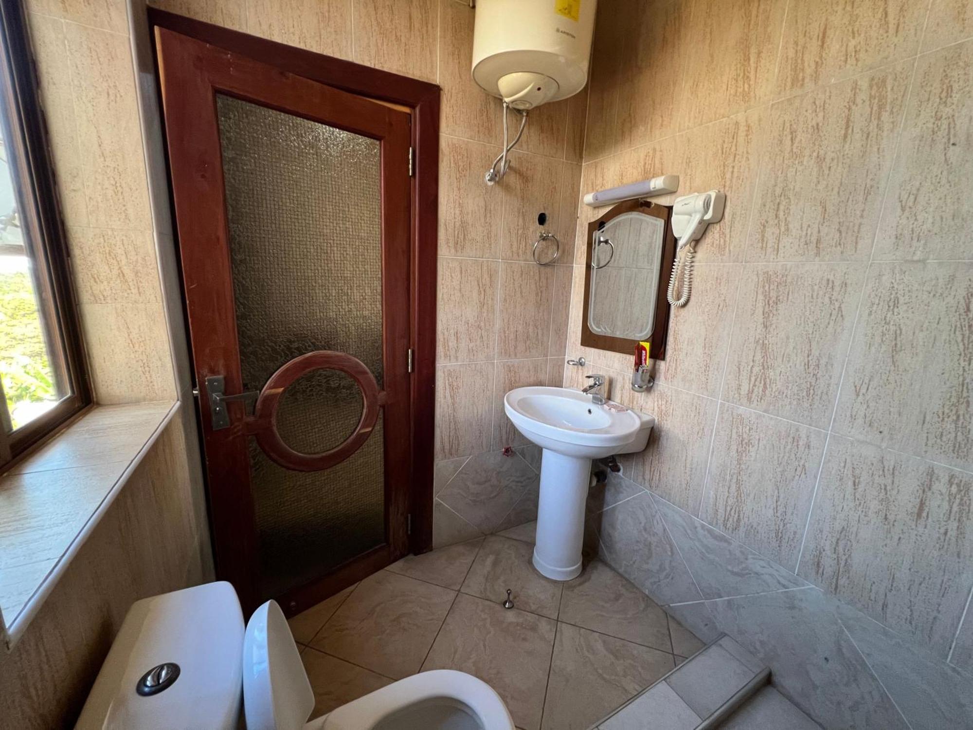 Nejobugg Palace Hotel Nkoanrua Ngoại thất bức ảnh