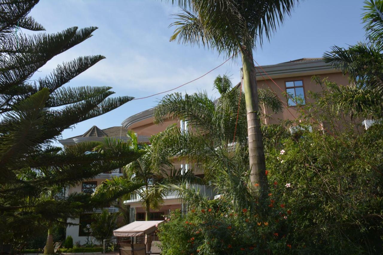 Nejobugg Palace Hotel Nkoanrua Ngoại thất bức ảnh