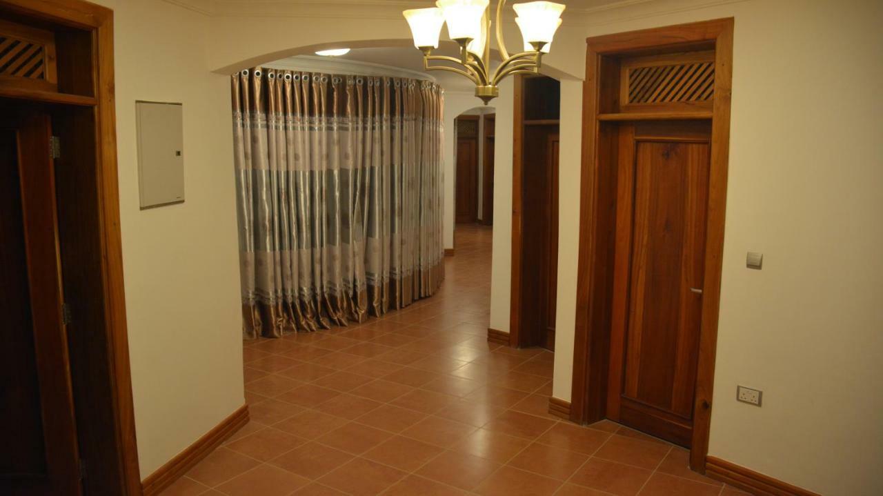 Nejobugg Palace Hotel Nkoanrua Ngoại thất bức ảnh